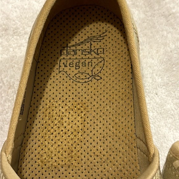 DANSCO - Calling all Nurses☺️. EU sz41. Fits like a Us Sz 9.5. - Picture 5 of 13